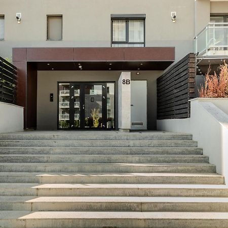 Perfect Stay: Urban Heaven In Aviatiei Business Area Bukarest Eksteriør billede