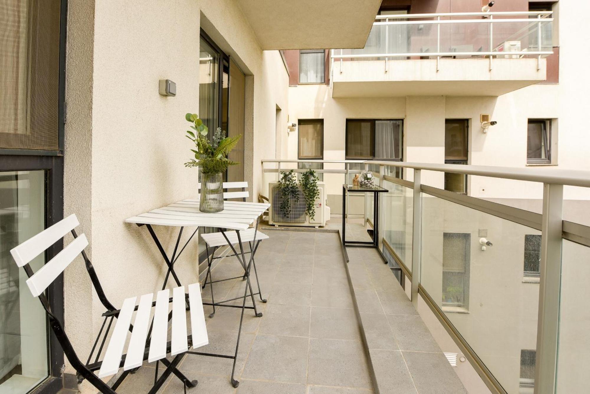 Perfect Stay: Urban Heaven In Aviatiei Business Area Bukarest Værelse billede