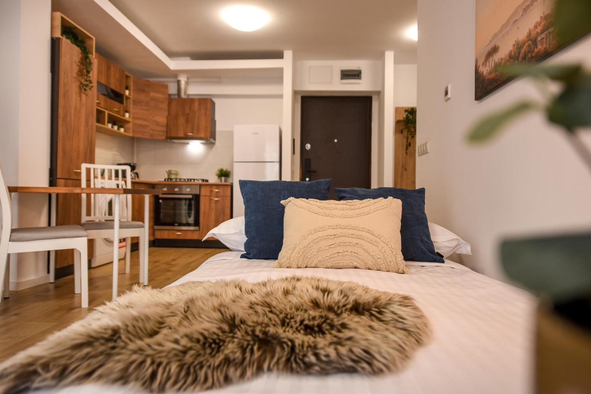 Perfect Stay: Urban Heaven In Aviatiei Business Area Bukarest Værelse billede