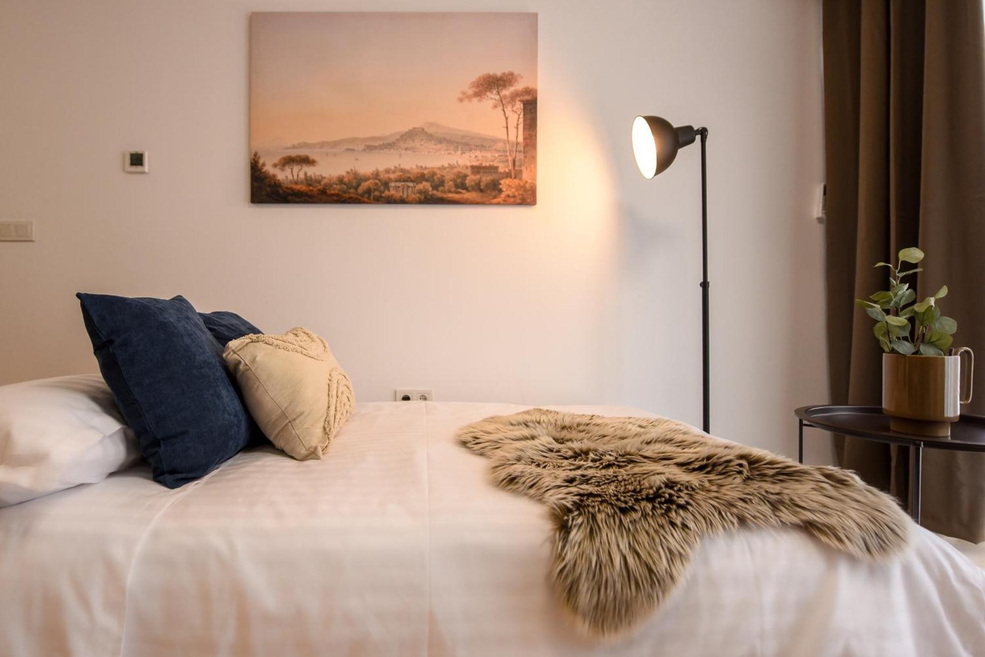 Perfect Stay: Urban Heaven In Aviatiei Business Area Bukarest Værelse billede