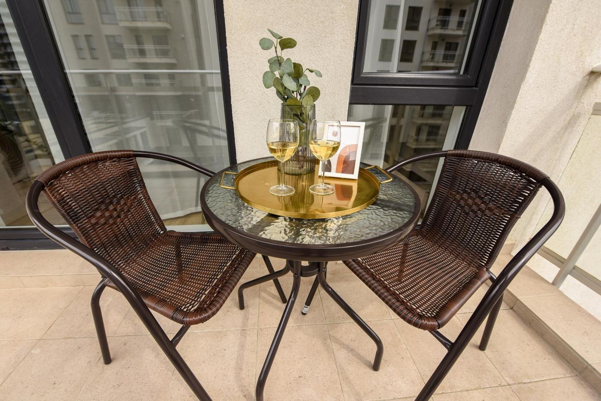 Perfect Stay: Urban Heaven In Aviatiei Business Area Bukarest Værelse billede
