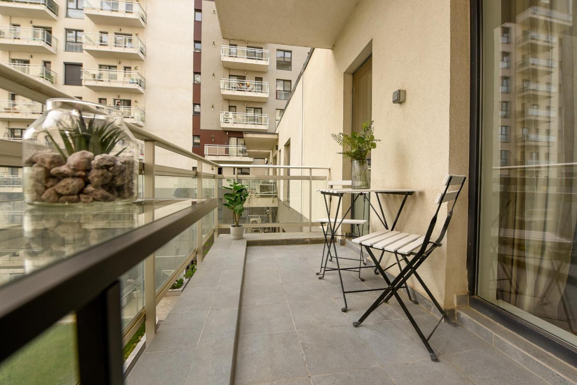 Perfect Stay: Urban Heaven In Aviatiei Business Area Bukarest Værelse billede